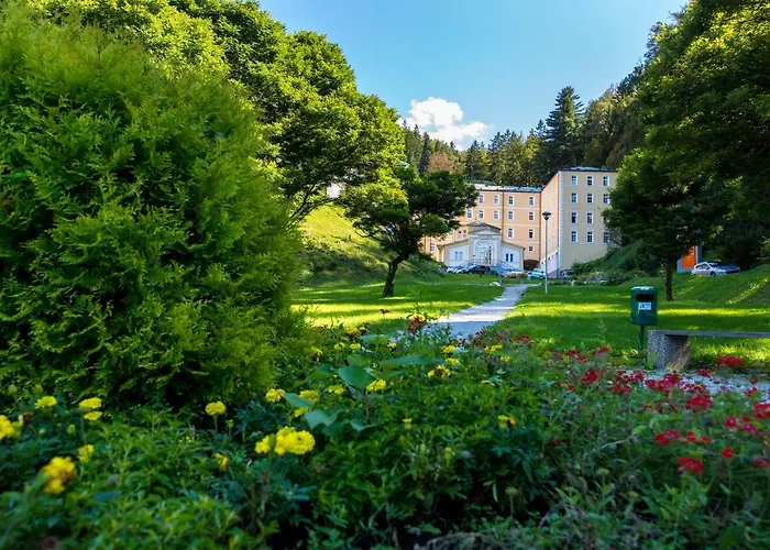 Rimske Terme Resort - Hotel Zdraviliski Dvor Rimske Toplice