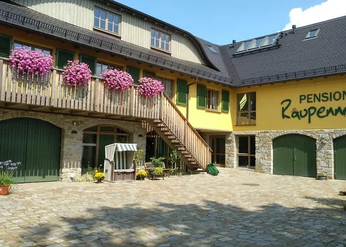 Pension Raupennest mit Blockhaussauna Bautzen