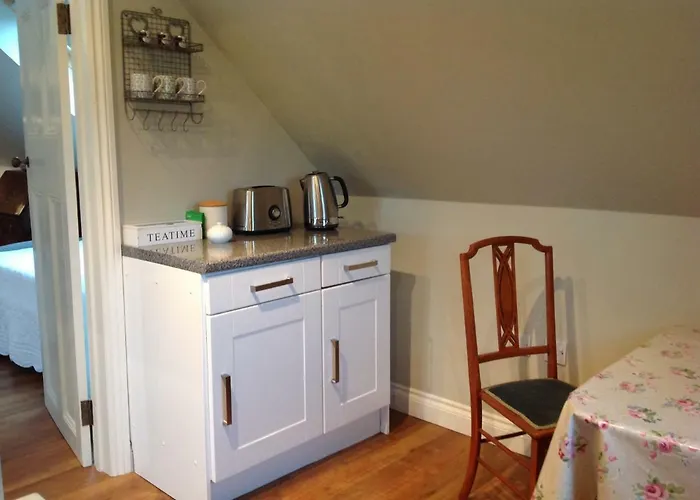 Field Cottage B&B Haywards Heath