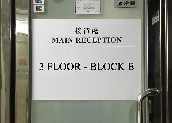 Skyline Hostel Hong Kong