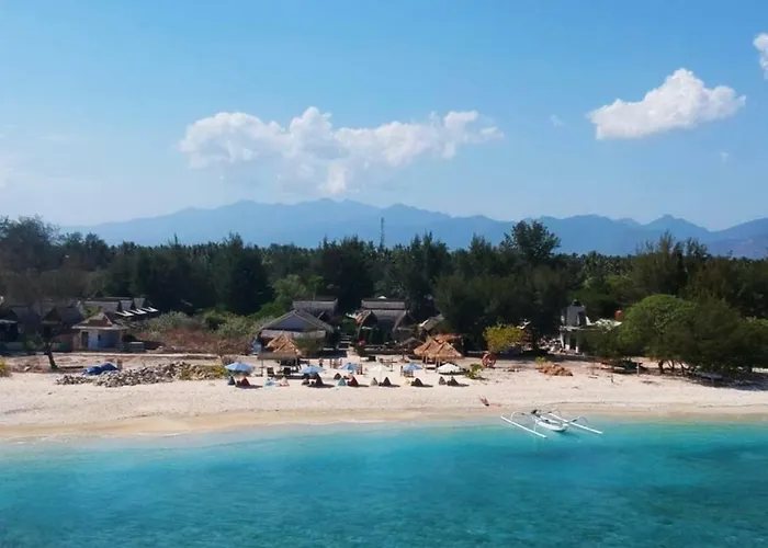 Sunset Beach Bungalow Gili Meno