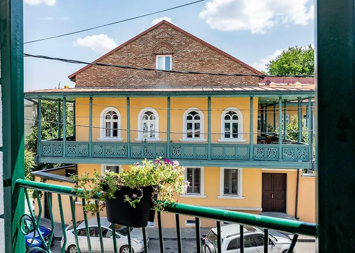Old Side Corner Hotel Tbilisi