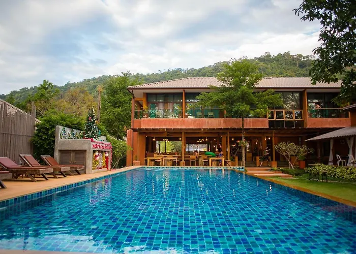 Hotel Flora I Talay Koh Chang