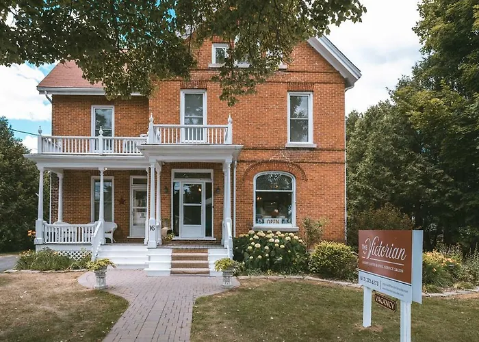 The Victorian Luxury Suites Westport