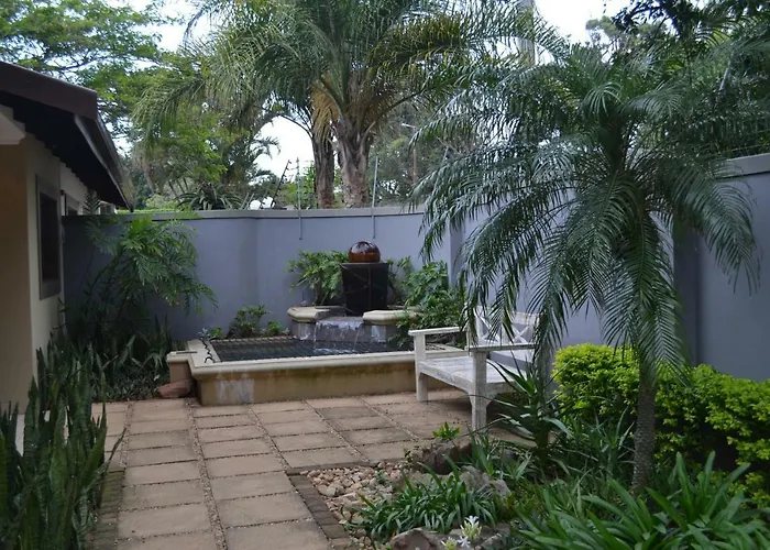 Mahogany Villa Guesthouse - Solar Ballito