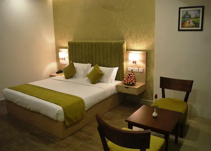 Raj Riveria Hotel Muvattupuzha