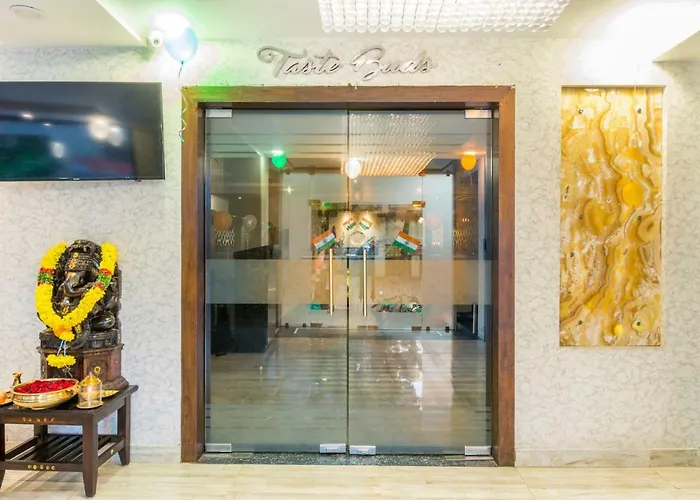 V Royal Park Hotel Guntur
