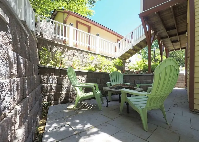 The Fox And Owl Inn Port Jefferson
