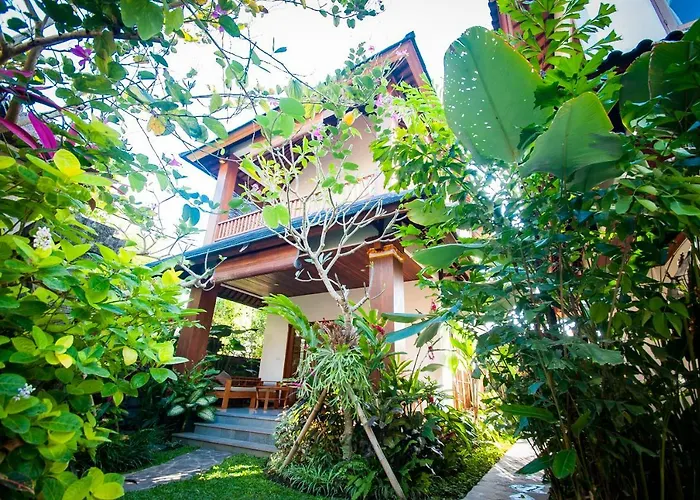 Flamboyant Villa Ubud