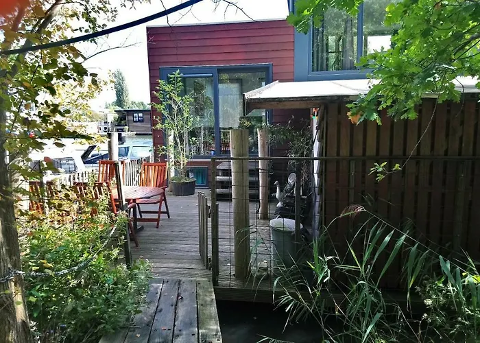Houseboat Vliegenbos Hotel Amsterdam