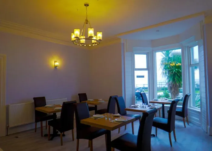 Carmel House Hotel Llandudno