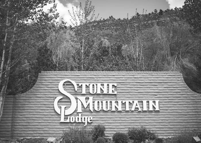 Stone Mountain Lodge Lyons