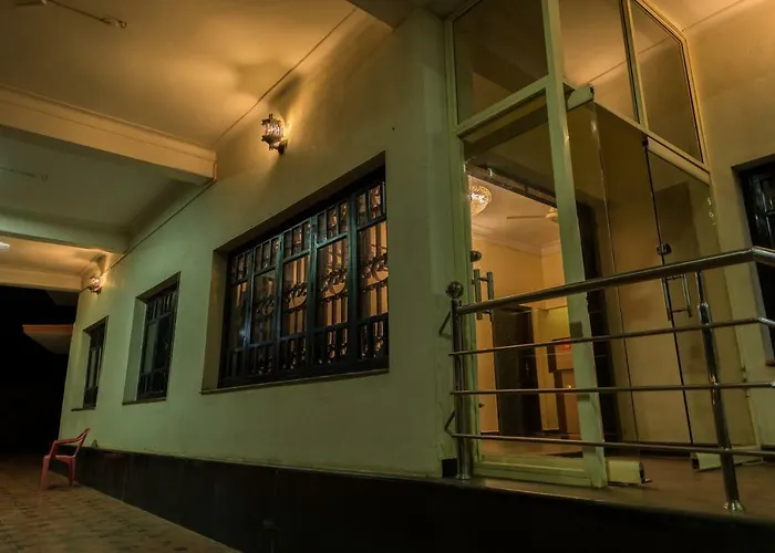 Bota Royal Hotel Kushalnagar