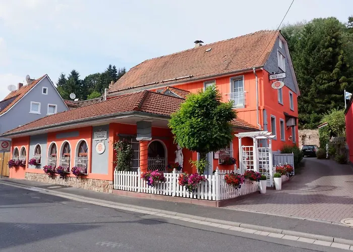 Pension Burger - Bed & Breakfast Weibersbrunn
