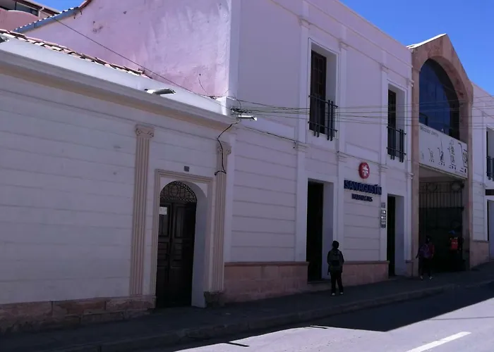 Charlies Place Sucre