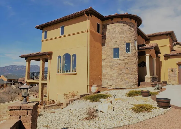 Chateau du Pikes Peak, a Tuscany Retreat Colorado Springs