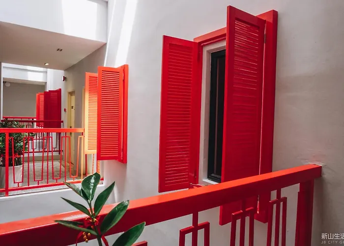 Hotel Ciq, Jalan Trus Johor Bahru