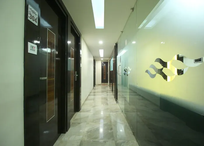 Hotel Furaat Inn Ahmedabad