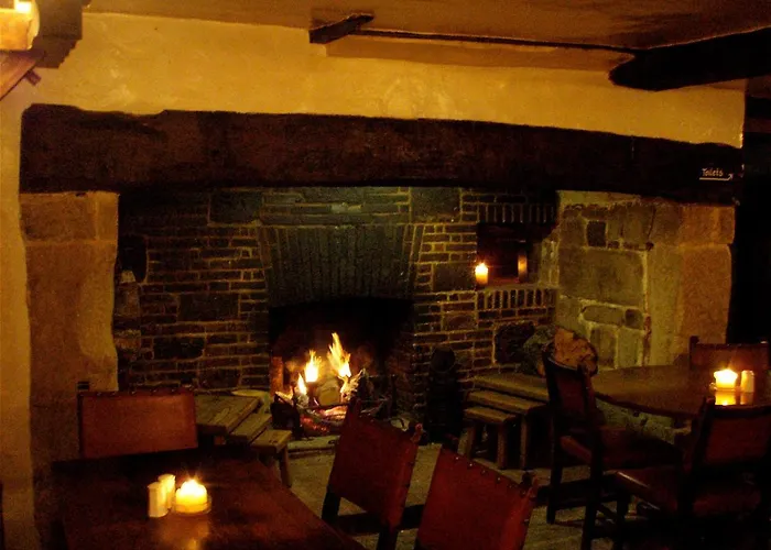 Chequers Inn Hotel Forest Row