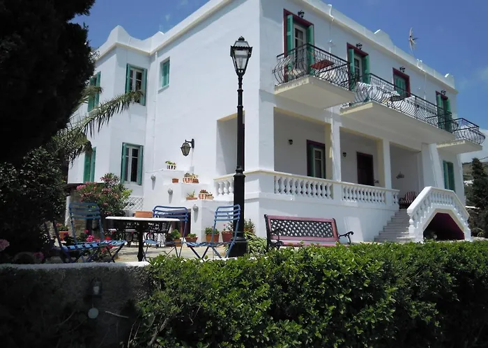 Blue Dolphin Hotel Batsi