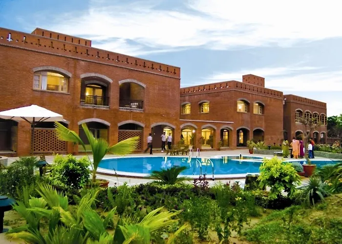 Cambay Sapphire, Gandhinagar Hotel