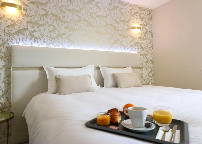 Hotel L'Ortega - Rennes St Jacques Aeroport Saint-Jacques-de-la-Lande