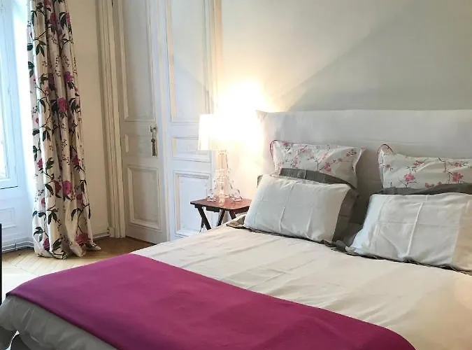 Parc Monceau Bed and Breakfast Parijs