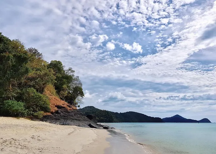 The Temak Villa Pantai Cenang 