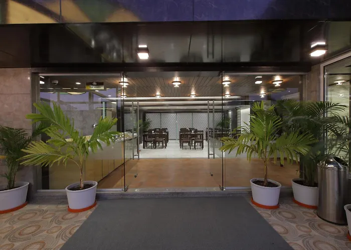 Hotel The Lotus Park Ahmedabad