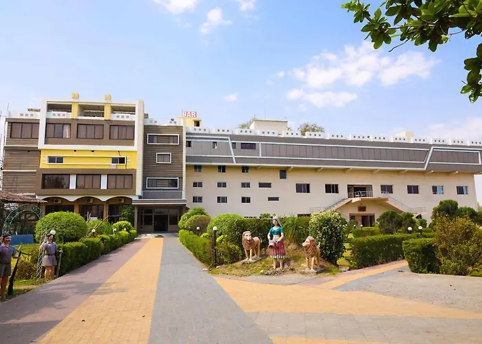 Hotel Sunrise N Resorts Nagpur