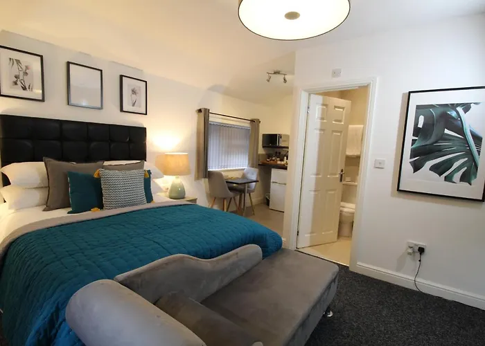 Holcombe House Aparthotel Wolverhampton