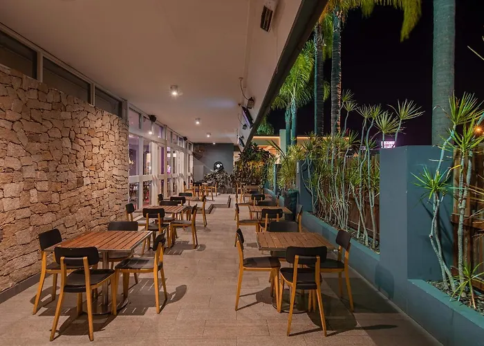 Palms Hotel Sydney