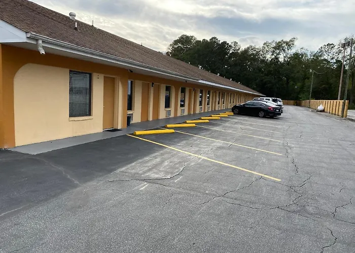 Deluxe Inn Hardeeville