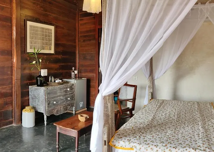 The Artist Cottages Morjim