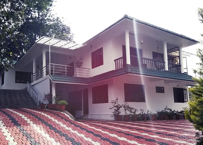 Hill Mist Thekkady Hotel