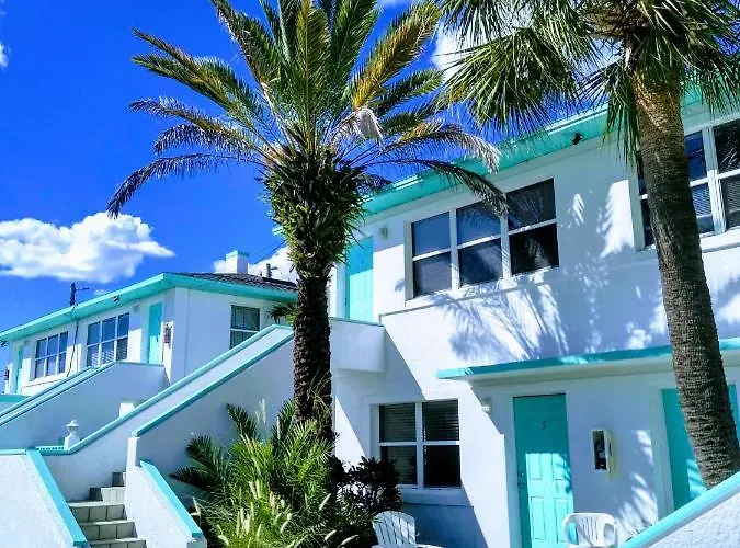 Swashbuckler Motel Treasure Island