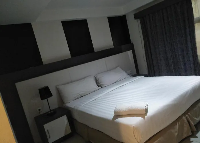 Reddoorz Plus Near Hotel Benua Kendari