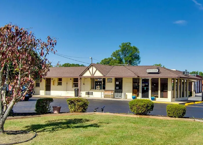 Scottish Inns Collinsville - Martinsville
