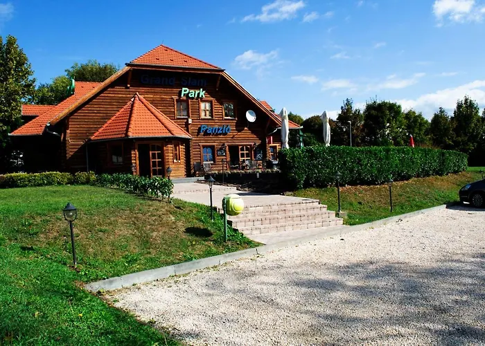 Grand Slam Park Inn Budapest