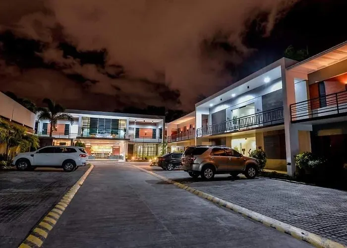The Horizon Suites And Arcade General Santos City