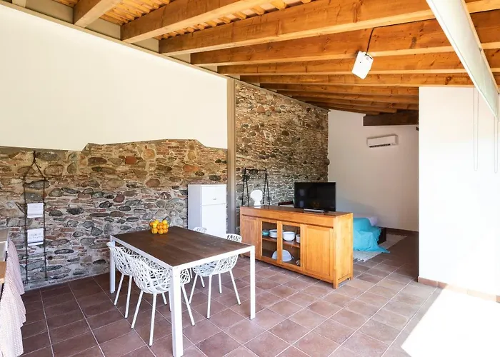 Rustic & Chic B&B Granollers