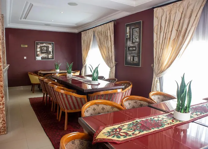 His Majesty'S Hotel And Apartments Accra