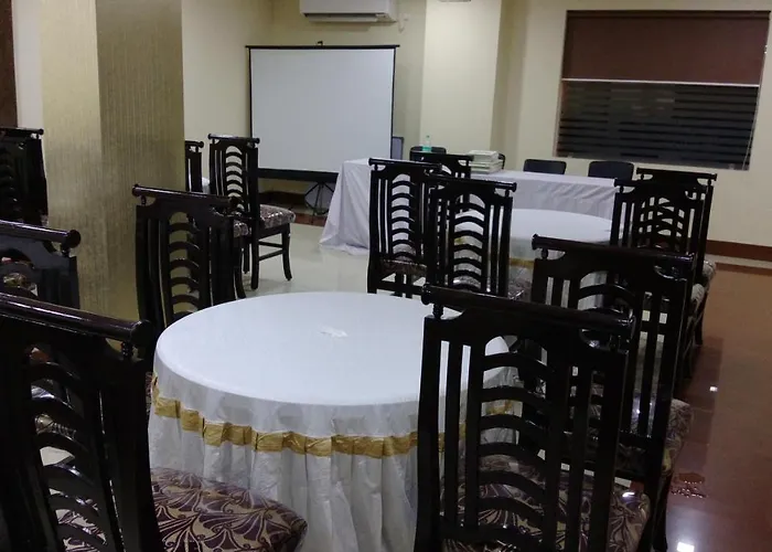 Diamond Plaza Hotel Kolkata