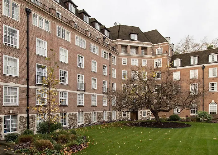 Goodenough College - University Residence London