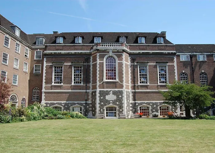 Goodenough College - University Residence London