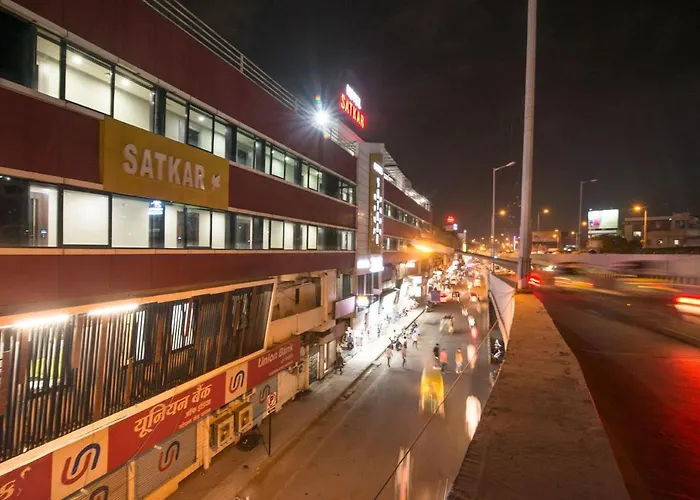 Hotel Satkar Surat