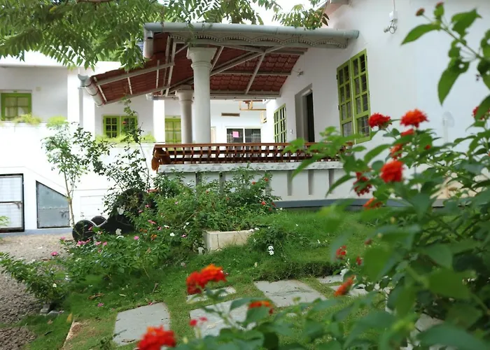 Marayoor Holidays Maraiyur