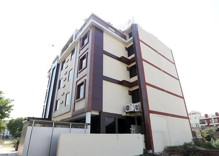 Hotel Pearl Blue Agra 