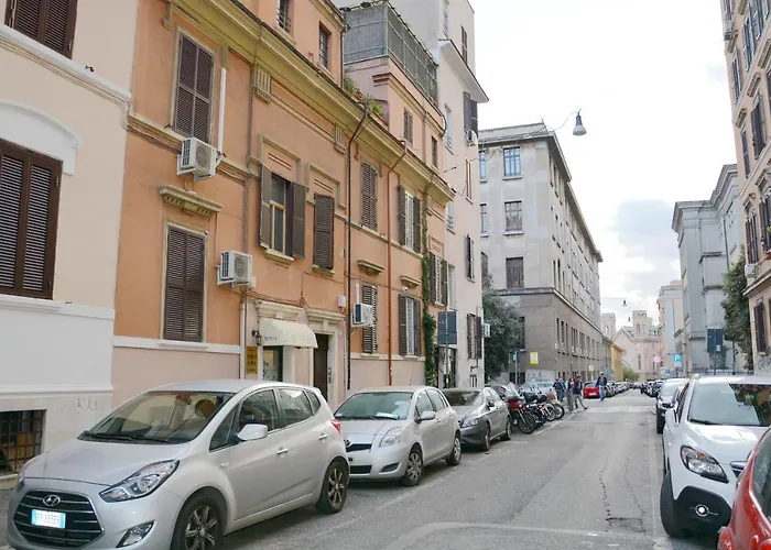 Hotel Roma Carina