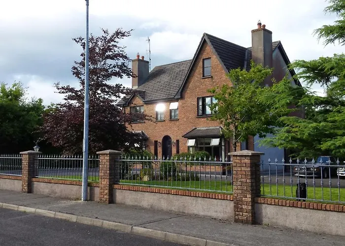 Venetia House - Small Guesthouse Claregalway